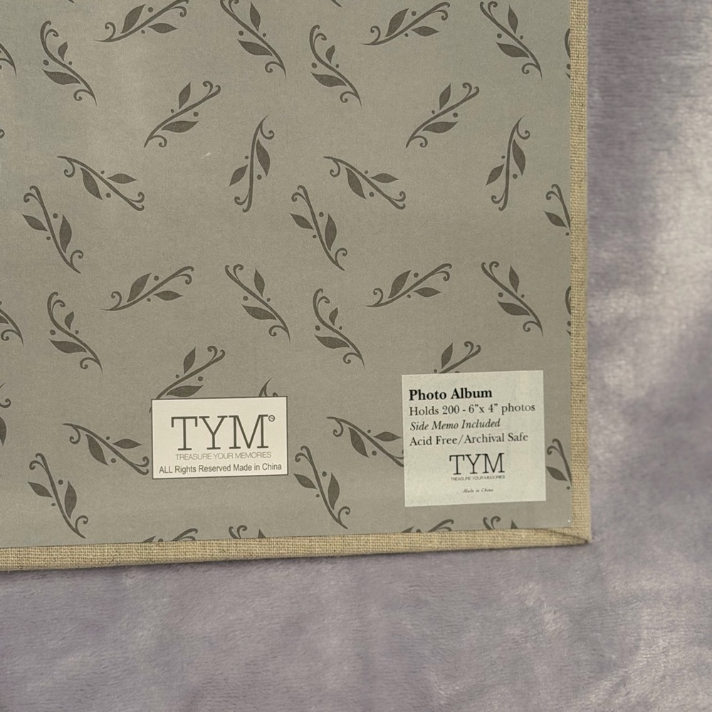 Two TYM Photo Album - Picture 3 of 8